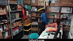 officer arrests teen in fitting room