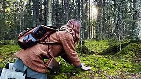 Babe swallows cum deep