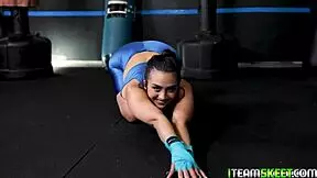 hot brunette teen in oil craves deepthroat action