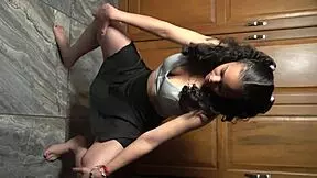 Teen 18+ babe verifies big tits and ass with masturbation 😏