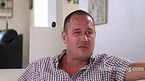 Scumbag best friend seduces girlfriend behind back