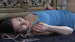 Cute amateur craves climax – what do you think?