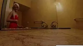 Elsa Jeans Home Video: Blonde Teen Babe With Small Tits. She Masturbates Her Pussy!