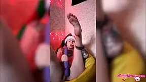 Redhead amateur masturbates with vibrator after party