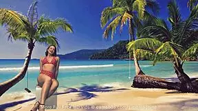 I-I can't believe how this curvy girl fucks herself with that glass dildo on camsoda!