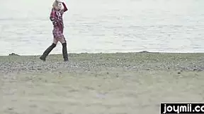 joymii teen 18+ doing solo squirting masturbation 😍