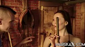 mariska x luna truelove dicked down barn