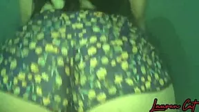 Morena twerks and receives a cumshot in her mouth close-up