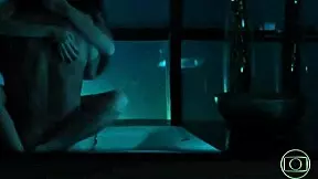 can you tell me the actress name please?