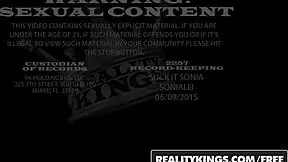 Amateur teens payton simmons and shae summers talked into first time threesome