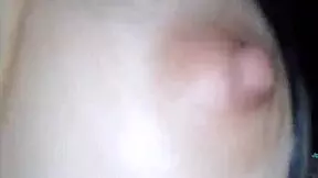 若いブラジルのティーンがアマチュアビデオを始める