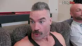 Spitroasted threesome with young beauty