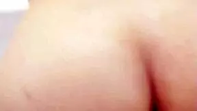 this young japanese wife twerks and shows her ass in the hotel bathtub! 🍑