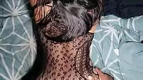 Pero que hermoso culo tiene la morena que contrate ayer