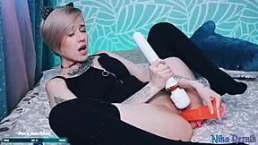 Big Red Dildo Cum On Webcam