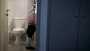 Mitsuri Spies Tanjiro Fucking Shinobu In The Toilet Hard!