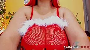 Redhead Slut Ties Her Huge Natural Tits On Webcam For New Year Pleasure.