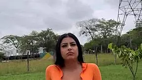 reencuentro con thalía termina en una rica follada hardcore en público con semen en su boca!