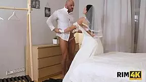 Beautiful Bride Has Rimjob And Sex In Early Morning