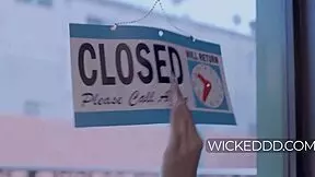 Petite asian waitress carry gets fucked hard.