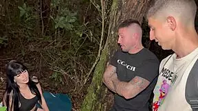 Bbg chicos SE COGEN a horny Latina lost in wild mountain terrain