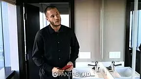 Dakota Skye gets fucked hard 😈