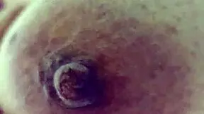 Hot Desi school girl bends over in viral clip 🔥