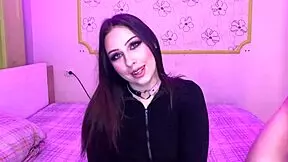 Brunette teen in couple's sloppy oral scene