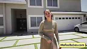 Sexy brunette pays gardener with wet blowjob and juicy pussy 😈 Angelina Moon and Logan Xander