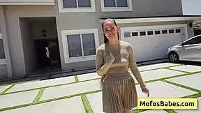 Sexy brunette pays gardener with wet blowjob and juicy pussy 😈 Angelina Moon and Logan Xander