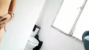 Biggest black cock makes ebony teen cum hard 😩