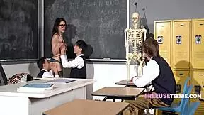 Pleasure Meets Pedagogy - Freeuse Teacher Rides Students On Classroom Desk In Stockings