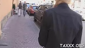 i'm giving a throat job on web camera, it's so hot and sloppy!