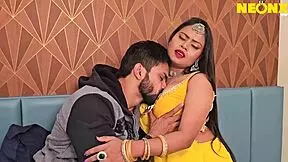 Desi Makan Malkin Seduces Naughty Servant