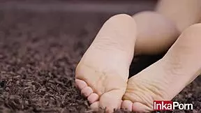 i interviewed verito aguas, this mexican latina with a thick, juicy pussy and curvy body