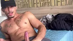 Brazilian muscular guy enjoys solo session with tattoos