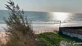 Sabah heyecanı hissediyorum bu kahverengi güzellikle POV oral ve köpek stili