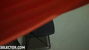 Hey, Eveline Dellai's your horny stepsister in anal fun 😈