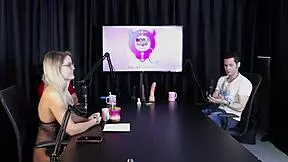 Blonde Strips Naked After Guest Frees Woman In Swingers House Compilation