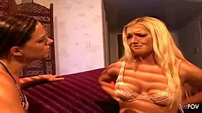 Teen helps blonde friend with deep anal 😏