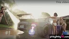 Jade Luv And Friends Slip Out Of Bikinis