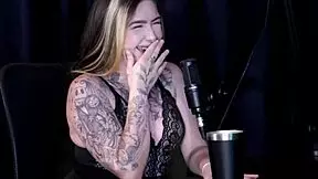 Alice Vasconcelos dominates in intense private chat with Raphaela Savanah part 2