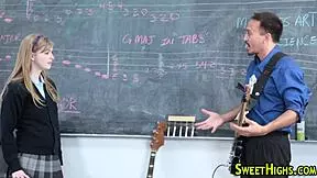 Ho Sucking Dick With Fingering And Facial