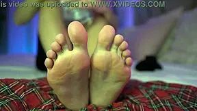 Foot fetish sweet toes!