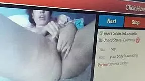 Horny teen fingers big ass on cam 😍