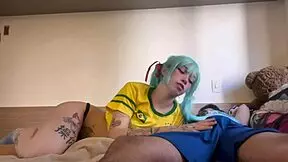 brazilian hatsune miku sucking backstage for cum in mouth, damn hot! 🔥
