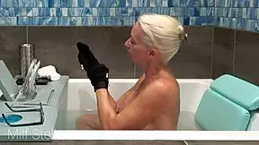 I, uh, messed up bathin’ with Stella, shaving her pussy an’ body, ya know