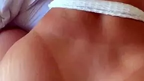 Redhead seduces with tight pussy in homemade video