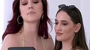 Bikini babes get hot and heavy