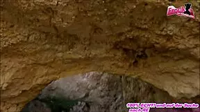 Deutsche dünne teen 18+ Nutte von Evn outdoor banging 😜